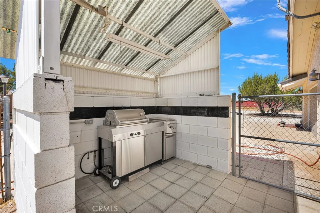 Additional image 36 of 12951 Joshua St, Hesperia, CA 92344
