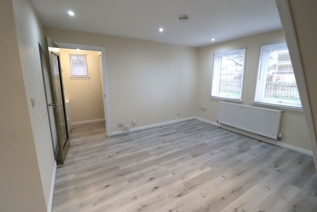 Additional image 3 of 3 bed semi-detached house to rentMeadowpark Road, Bathgate EH48