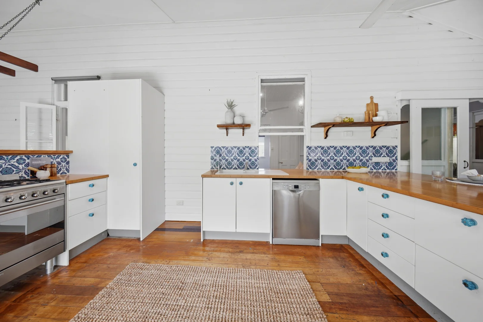 Additional image 19 of 10 Cowley Street, West End QLD 4810