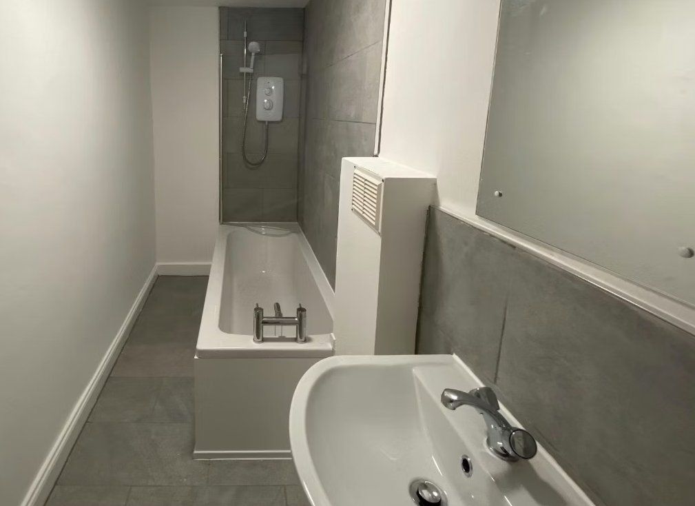 Additional image 9 of 3 bed detached house to rentCaledonian Place, Edinburgh, Midlothian EH11
