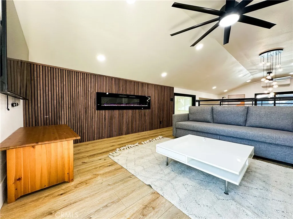 Additional image 10 of 715 N Zeyn St, Anaheim, CA 92805