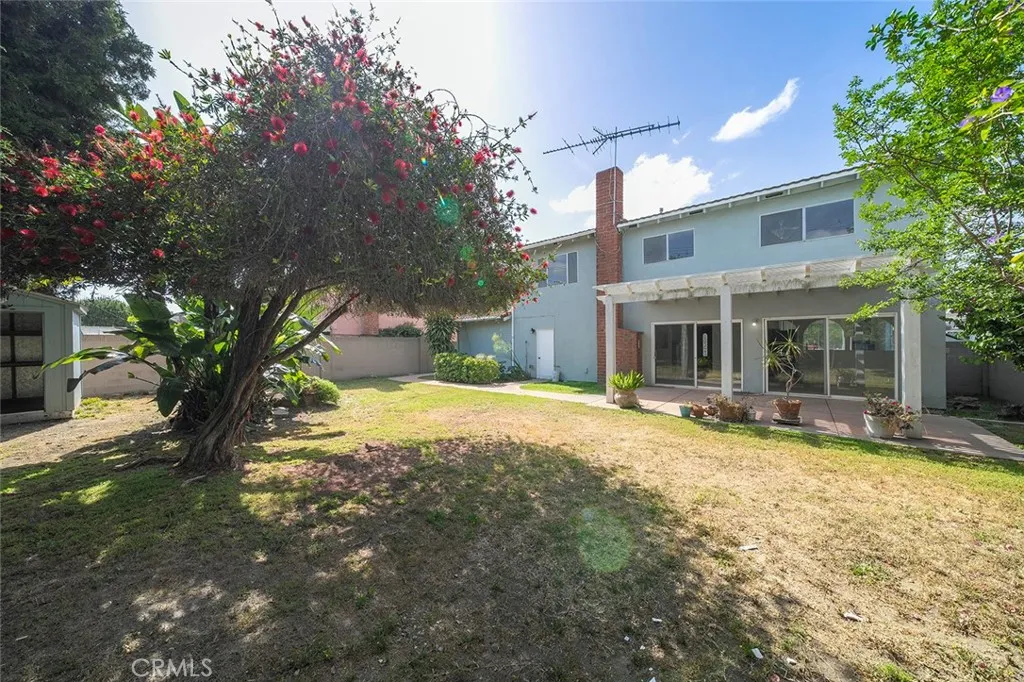 6083 Fred Dr, Cypress, CA 90630