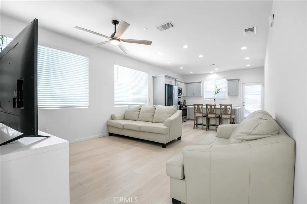 Additional image 39 of 3049 N Dudley St, Visalia, CA 93291
