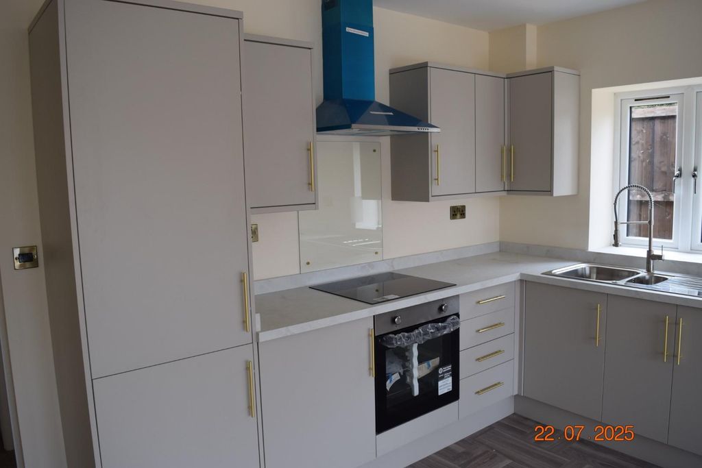 Additional image 9 of 2 bed flat to rentEdithmead, Highbridge TA9