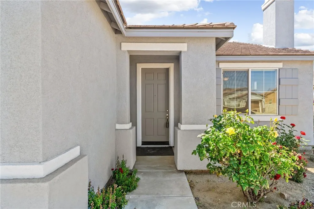 11847 Galewood St, Adelanto, CA 92301