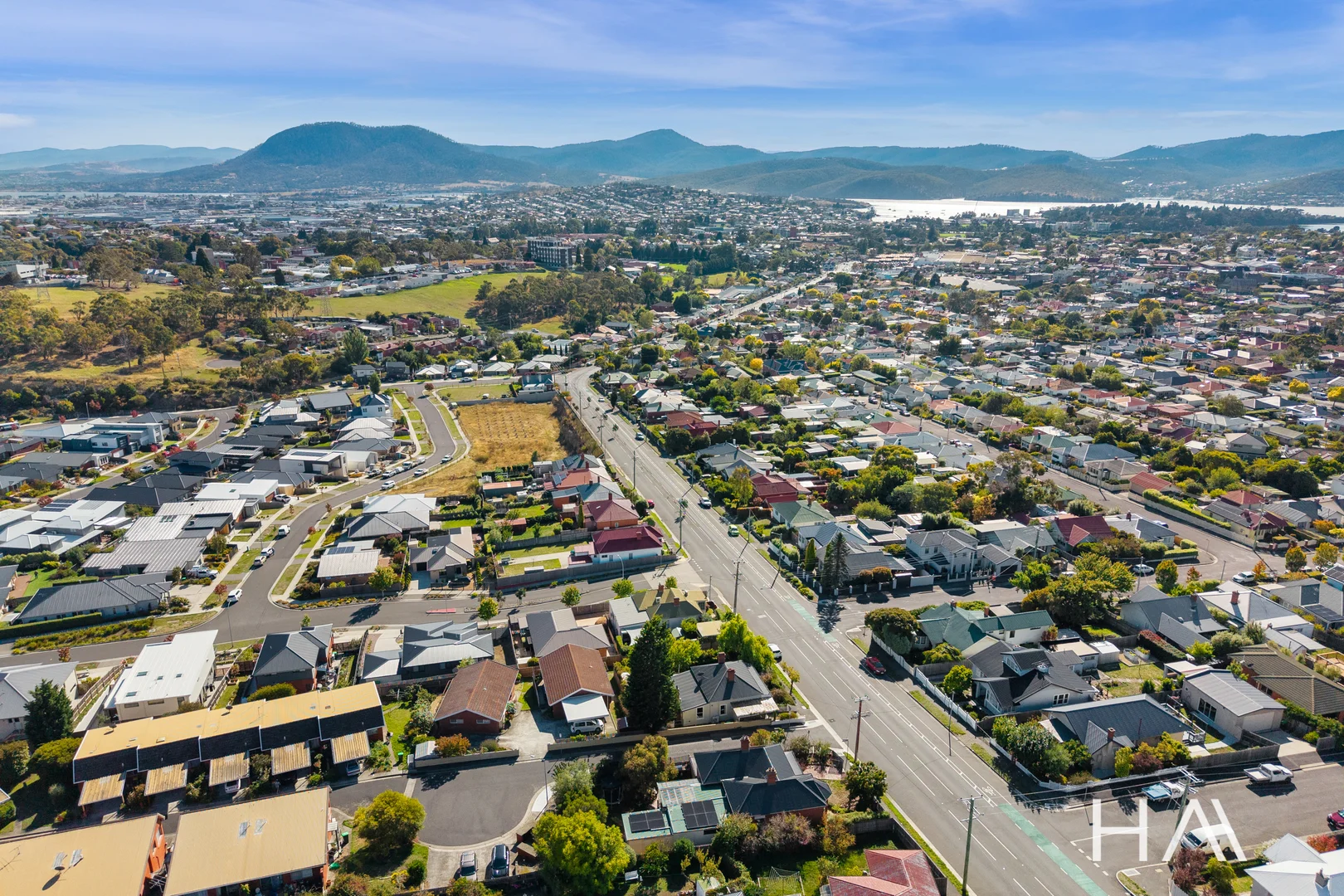 Additional image 39 of 96 Giblin Street, Lenah Valley TAS 7008