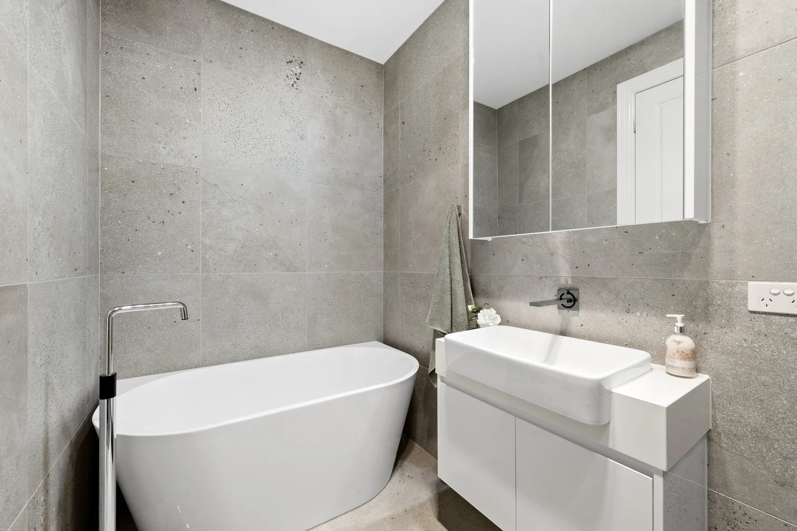 Additional image 12 of 28a Lancaster Street, Bentleigh East VIC 3165