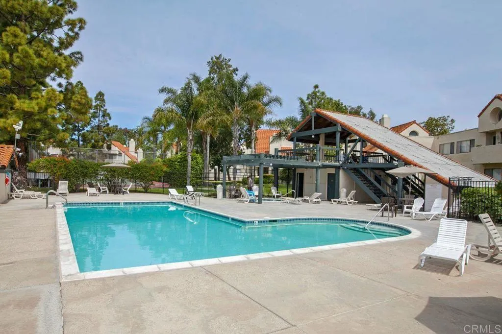Additional image 4 of 333 Melrose Dr. Unit F, Vista, CA 92083