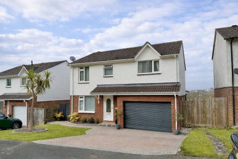 Reddicliff Close, Plymstock, Plymouth PL9