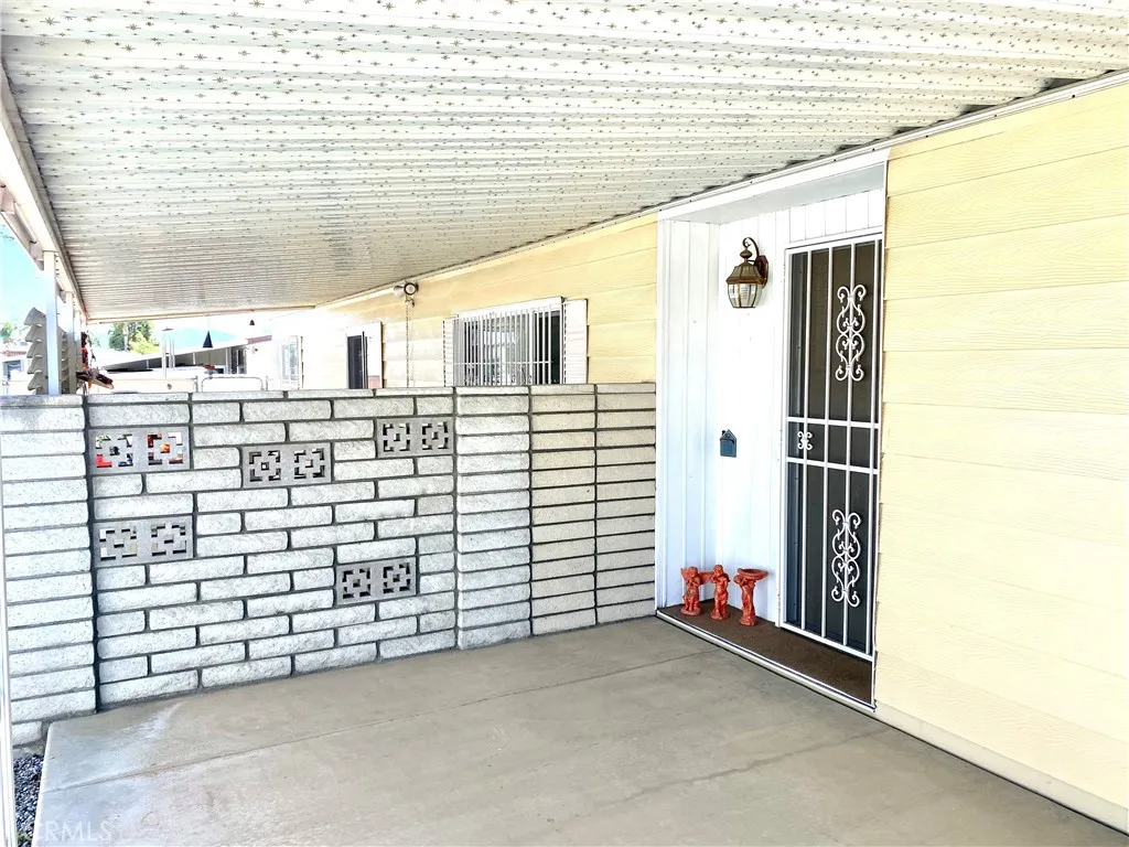 Additional image 5 of 1053 W Johnston Avenue, Hemet, CA 92543