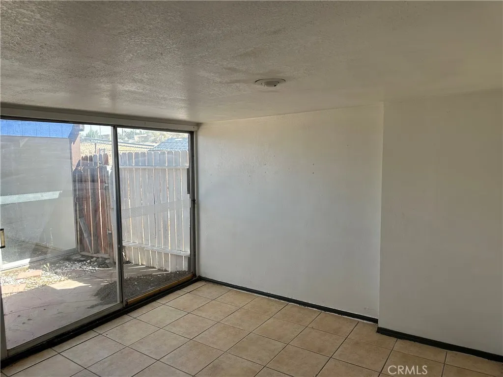 Additional image 42 of 709 Caliente Dr, Barstow, CA 92311