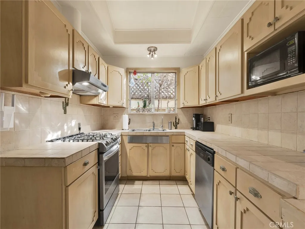 Additional image 16 of 6033 Fulcher Ave, North Hollywood, CA 91606