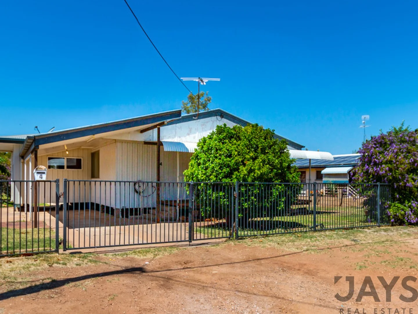 4 Jupiter Avenue, Mount Isa QLD 4825