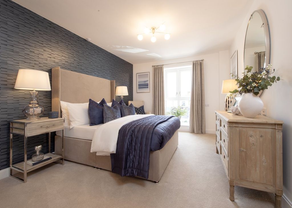 Additional image 3 of 2 bed flat to rentQueens Road, Weybridge KT13