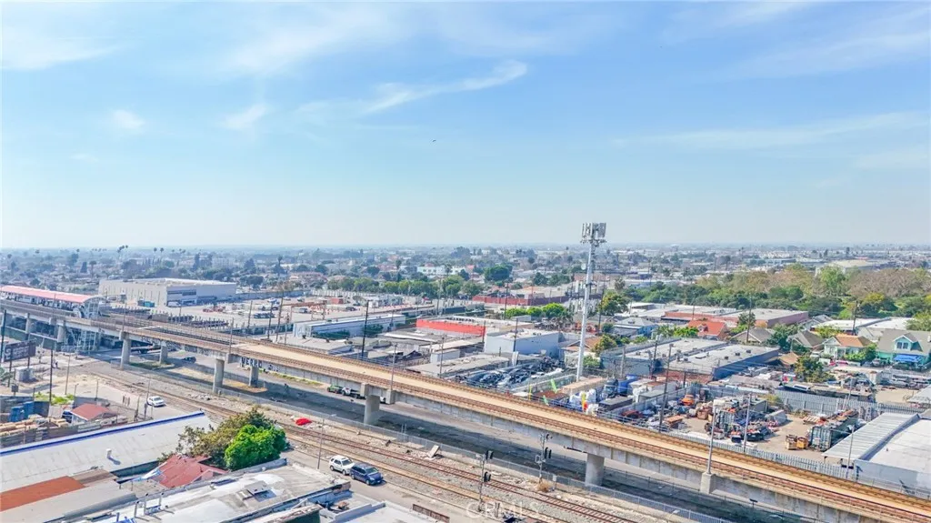 Additional image 30 of 1712 E 57th St, Los Angeles, CA 90058