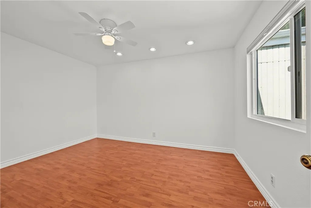 Additional image 69 of 22117 Burbank Blvd Unit 5, Woodland Hills, CA 91367