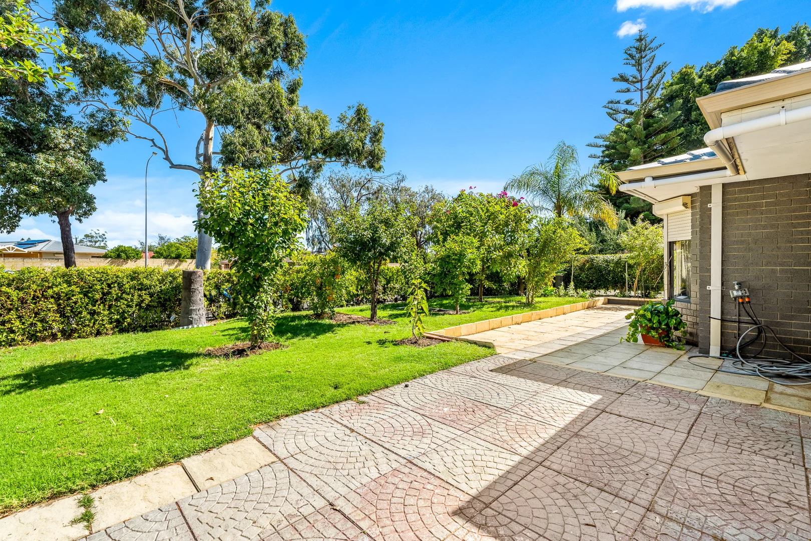 Additional image 24 of 43 Marangaroo Drive, Marangaroo WA 6064
