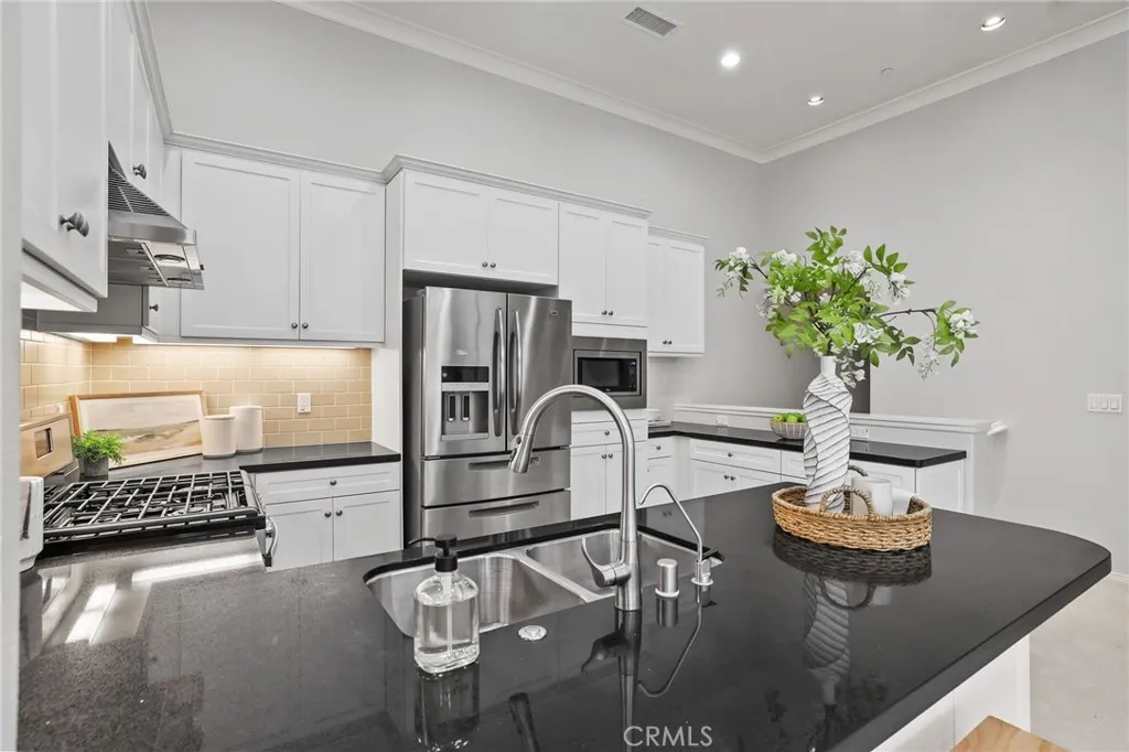 Additional image 16 of 67 Kempton, Irvine, CA 92620