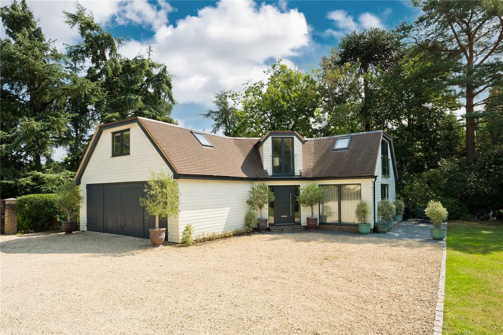 Additional image 27 of 8 bed detached house to rentYaffle Road, Weybridge KT13