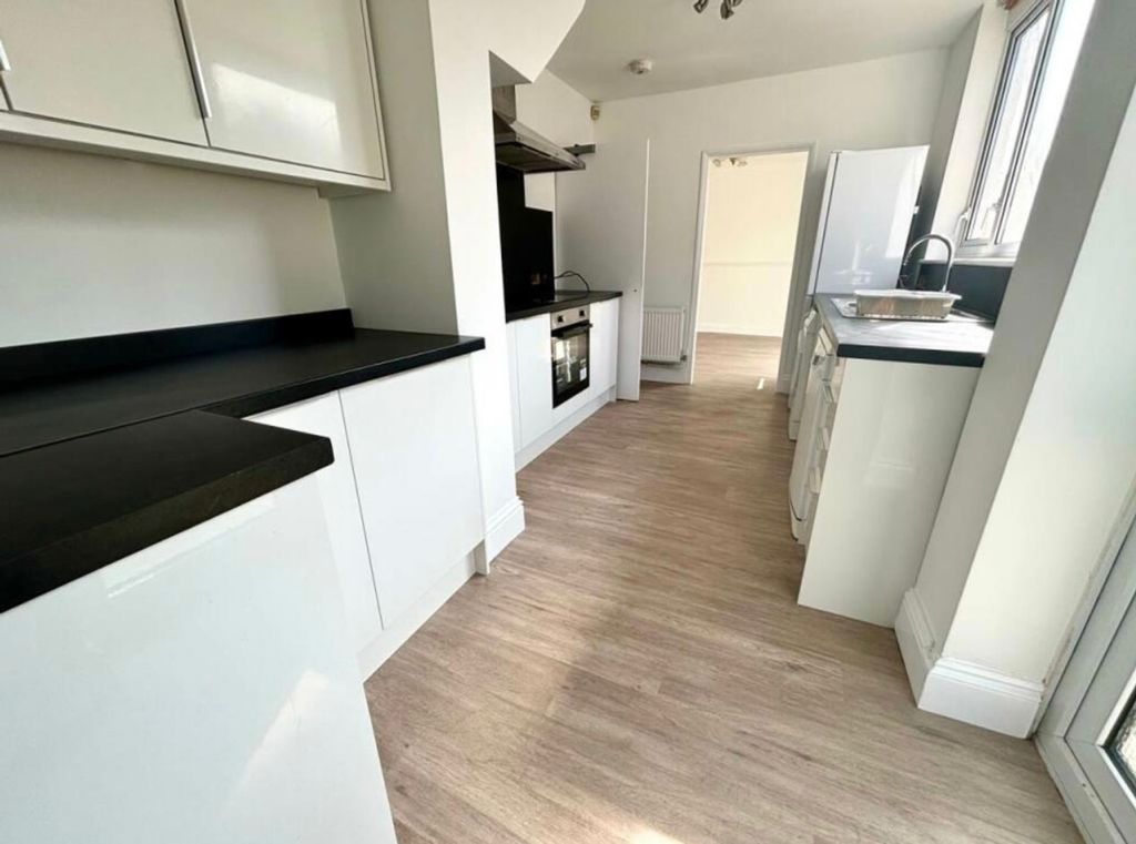 Additional image 5 of 7 bed semi-detached house to rentBraemar Crescent, Bristol BS7