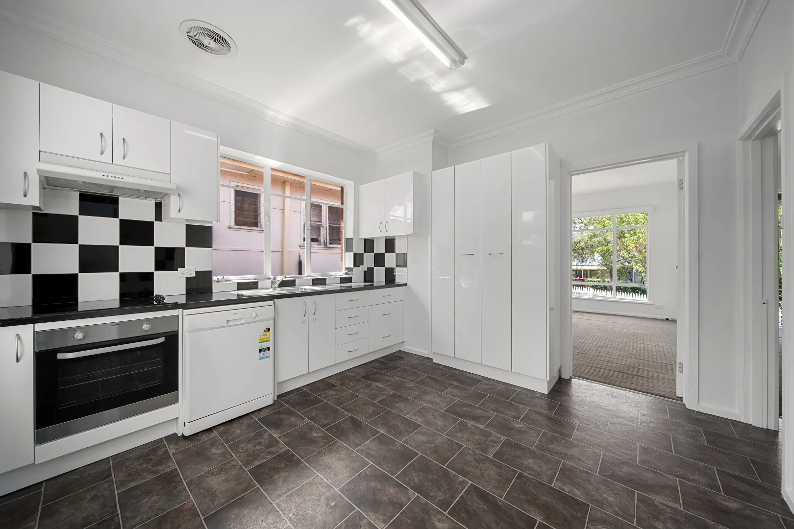 Additional image 5 of 24 Sunnybar Parade, Karabar NSW 2620