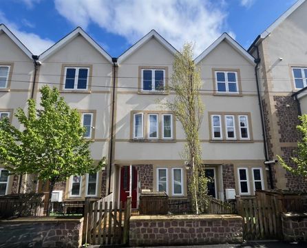 Station Road, Shirehampton, Bristol BS11