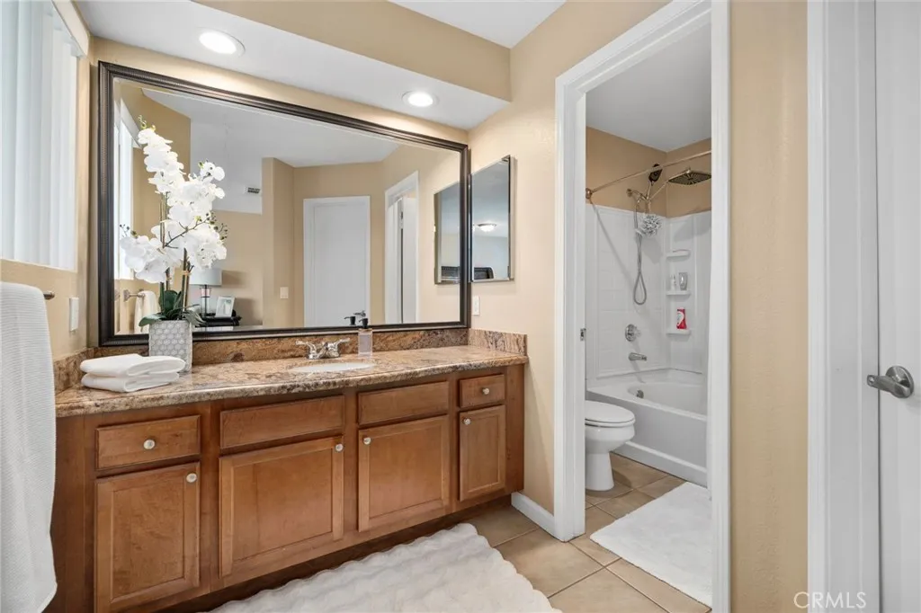 Additional image 33 of 1980 Las Colinas Circle Unit 307, Corona, CA 92879