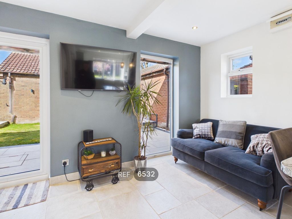 Additional image 6 of 4 bed detached house to rentPelham Close, Beverley HU17