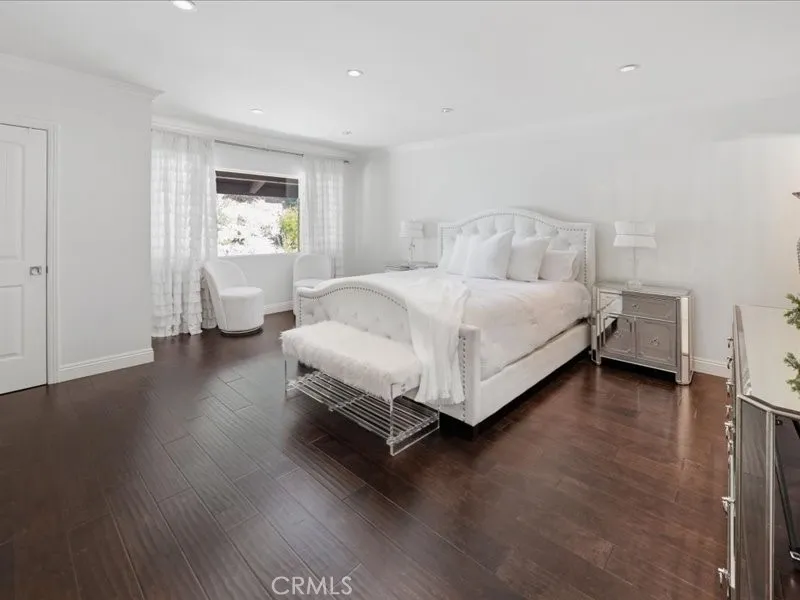 Additional image 57 of 9735 Via Roma, Burbank, CA 91504