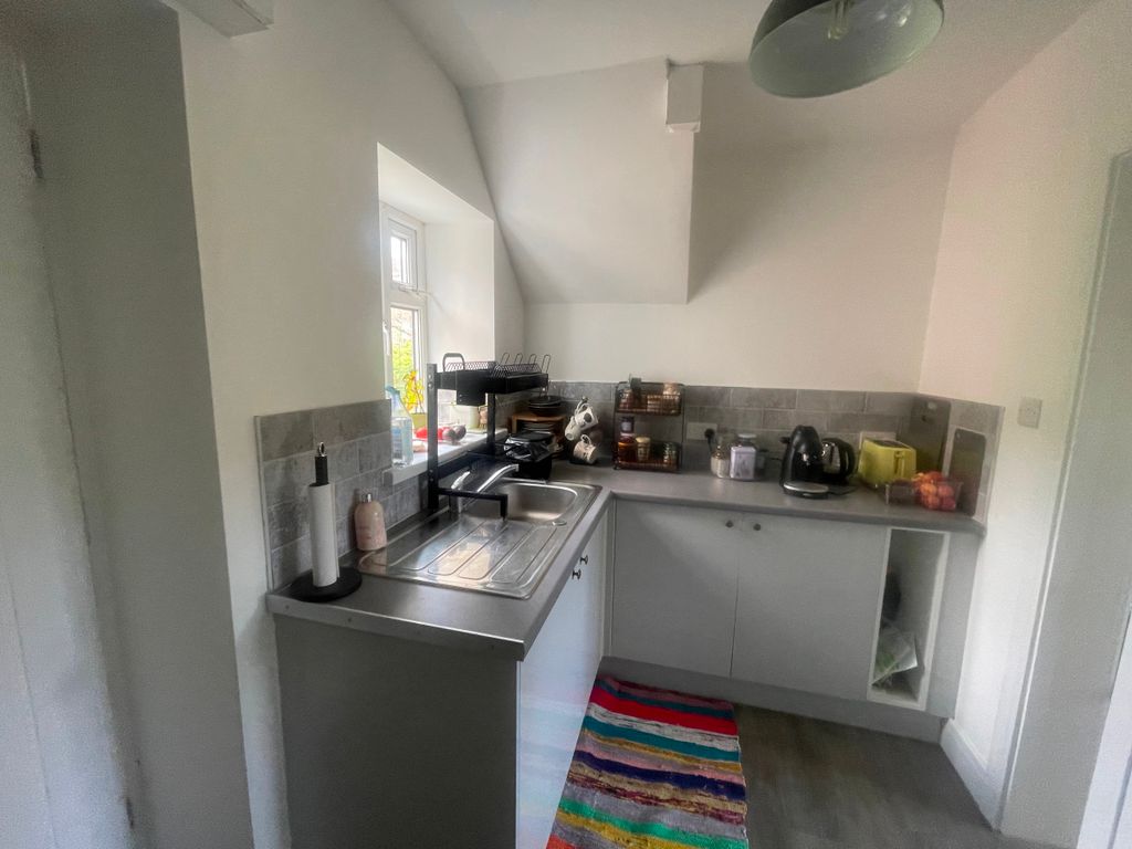 Additional image 5 of 3 bed semi-detached house to rentMaes Yr Haf, Pwll, Llanelli SA15