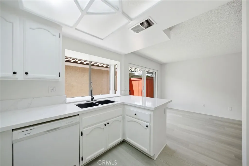 Additional image 10 of 1543 S Diamond Bar Boulevard Unit 20, Diamond Bar, CA 91765