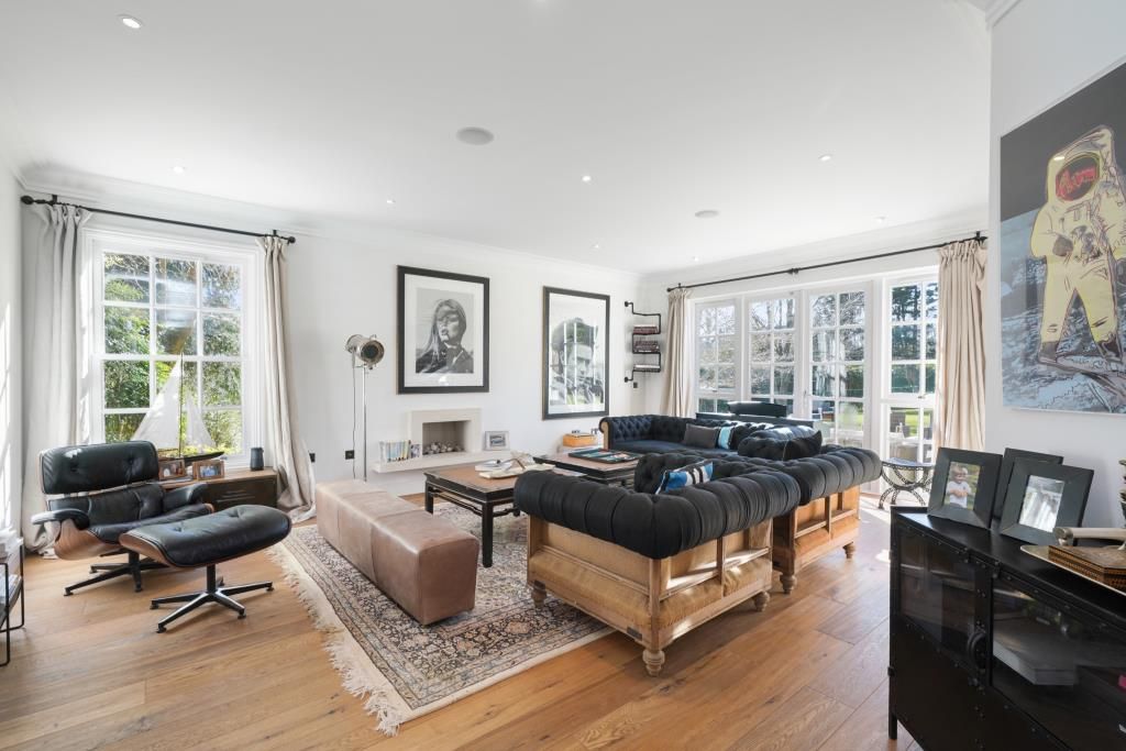 Additional image 3 of 6 bed detached house to rentManor House Drive, Burwood Park, Walton On Thames, Surrey KT12
