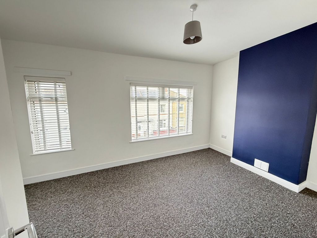 Additional image 8 of 3 bed property to rentWallace Road, Neath, Neath Port Talbot. SA11