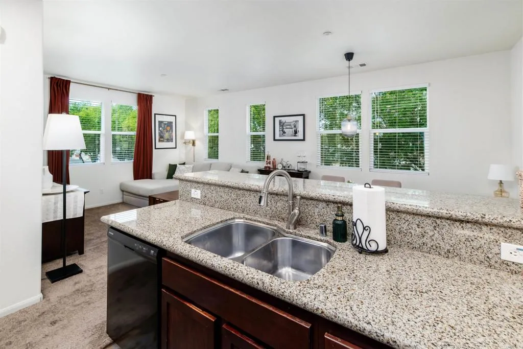 Additional image 48 of 451 Avenida De La Luna, Vista, CA 92083