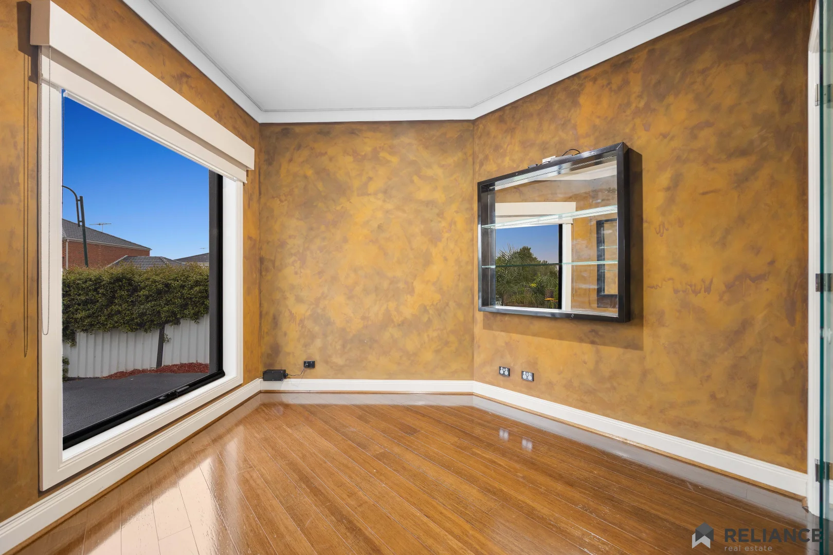 Additional image 18 of 8 Hanson Court, Taylors Lakes VIC 3038
