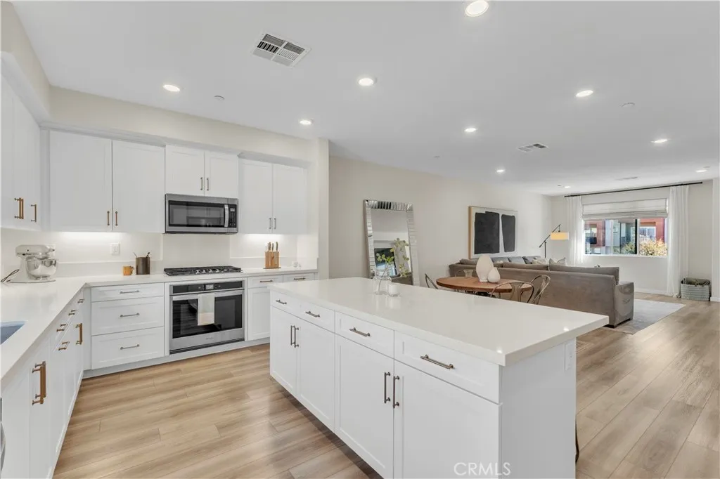 Additional image 22 of 27582 Manzanita Way, Valencia, CA 91381