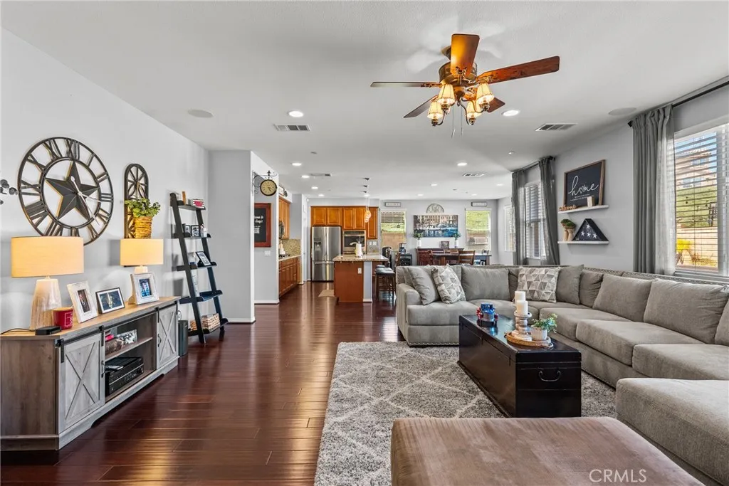 Additional image 13 of 24557 Rosette Ln, Valencia, CA 91354