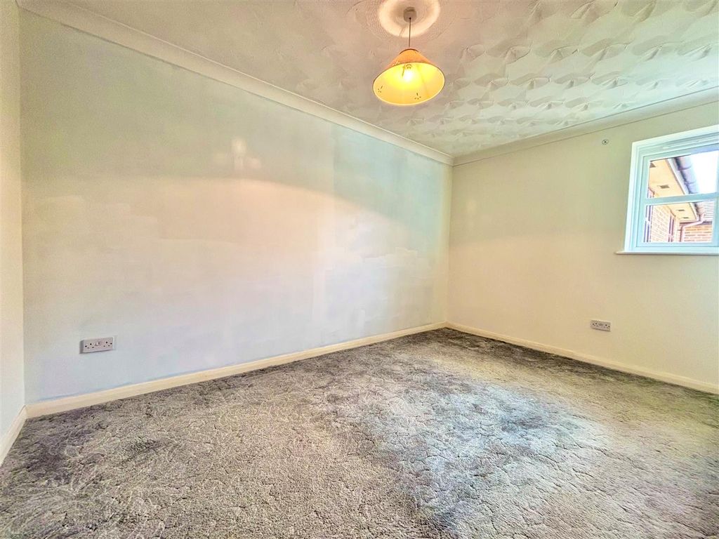 Additional image 5 of 2 bed flat to rentSteyne Road, Bembridge PO35