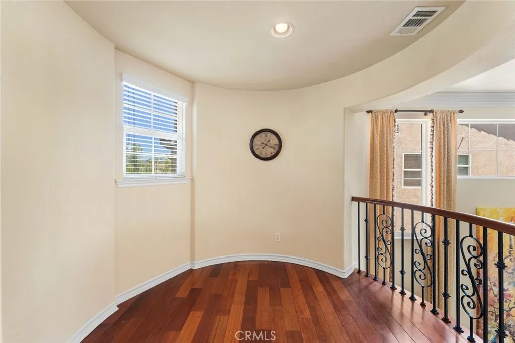 Additional image 92 of 17526 Dove Willow Street, Canyon Country, CA 91387