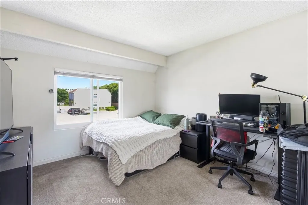 Additional image 38 of 44 Fallbrook, Irvine, CA 92604