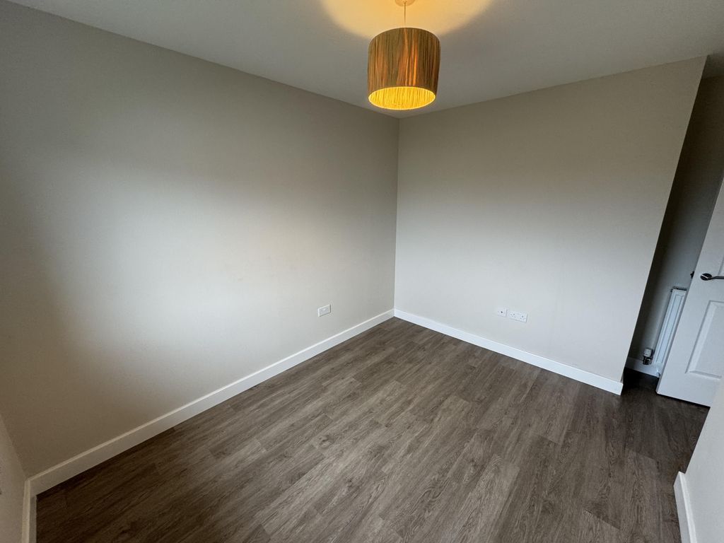 Additional image 28 of 3 bed semi-detached house to rent3 Strathgray Wynd, Dundee DD2