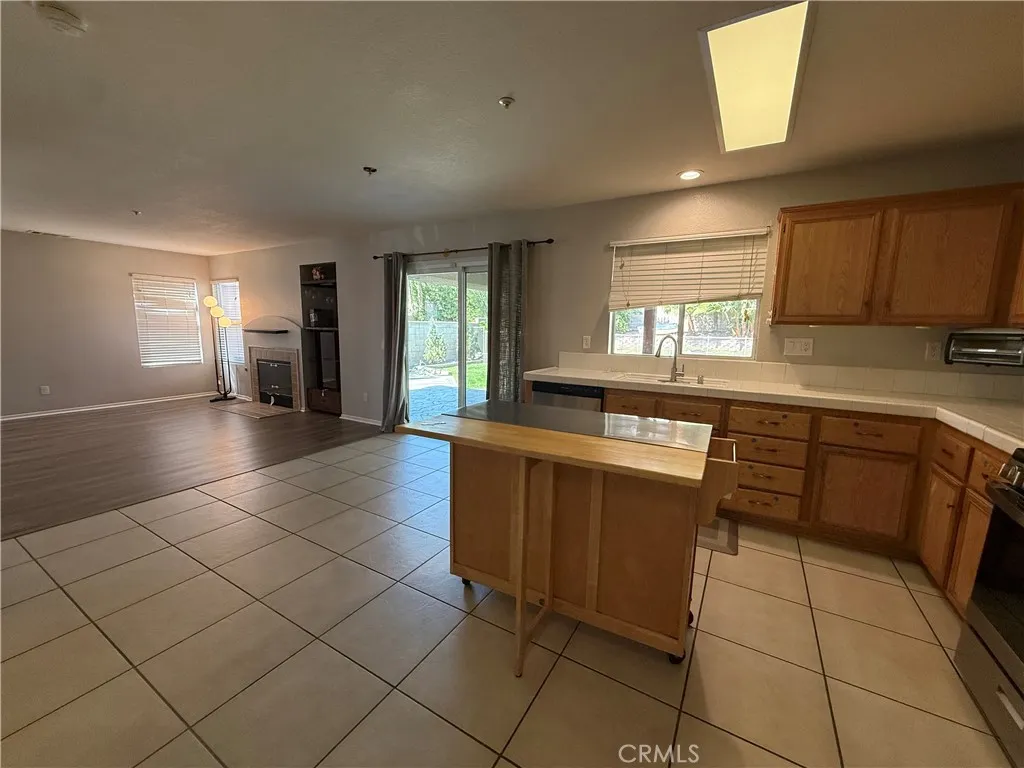 Additional image 62 of 15188 Wright Court, Fontana, CA 92336