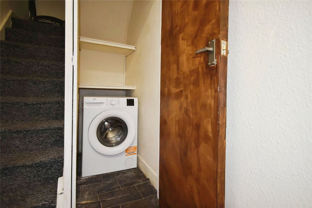 Additional image 7 of 1 bed flat to rentBedford Road, Reading RG1