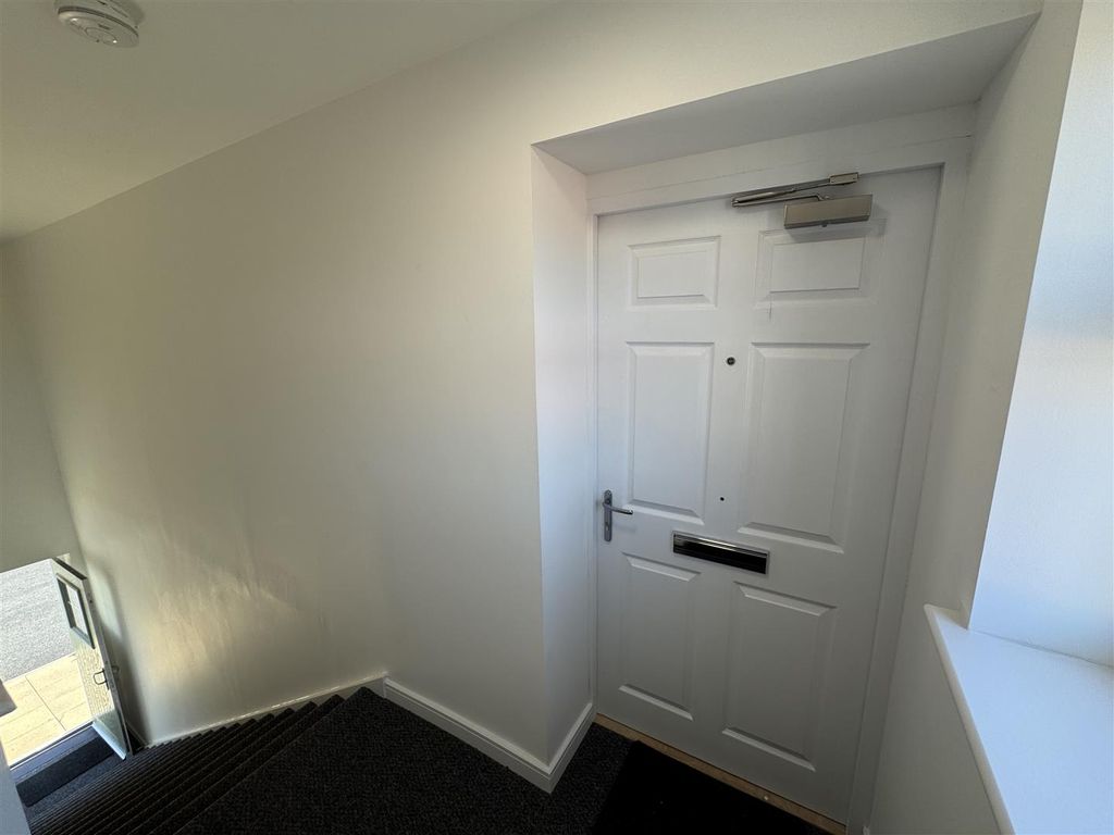 Additional image 12 of 1 bed flat to rentMaes Y Twr, Portskewett, Caldicot NP26