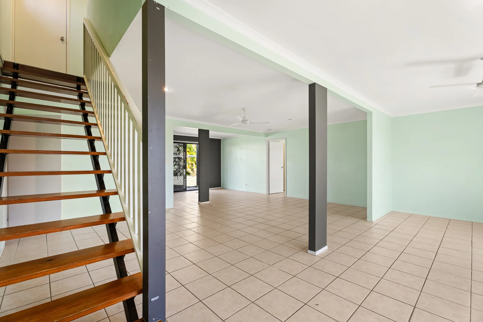 Additional image 5 of 6 Wyuna Court, Urangan QLD 4655
