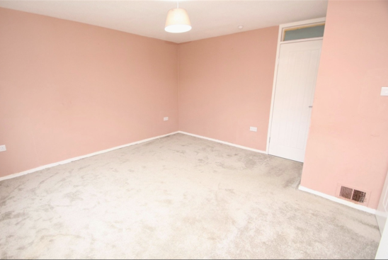 Additional image 2 of 3 bed terraced house to rentTeal Crescent, Glasgow G75