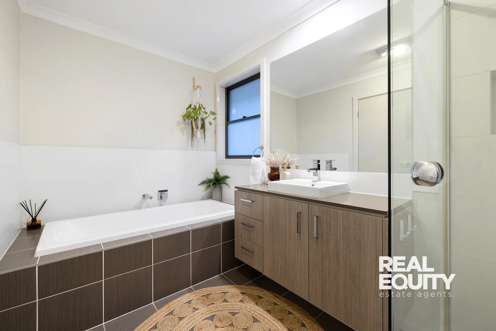 Additional image 12 of 76 Horizon Circuit, Moorebank NSW 2170