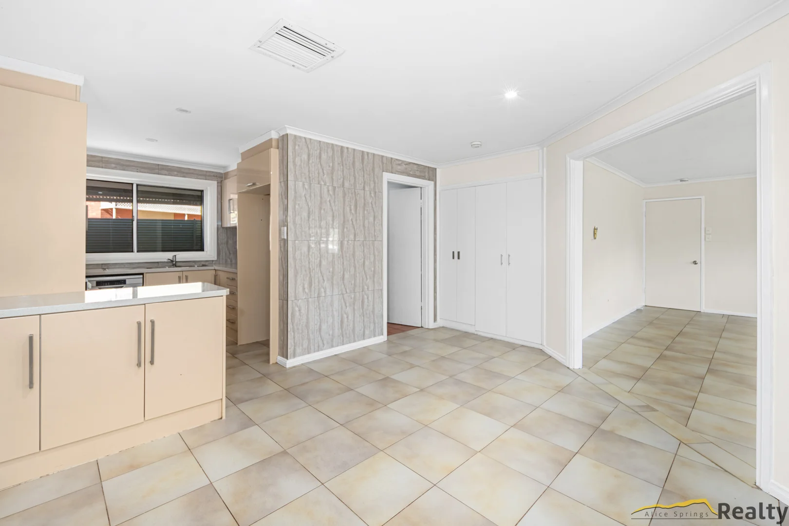 Additional image 10 of 37 Nelson Terrace, Araluen NT 0870