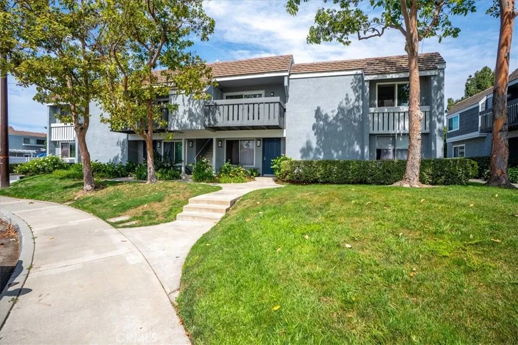 Additional image 29 of 44 Fallbrook, Irvine, CA 92604