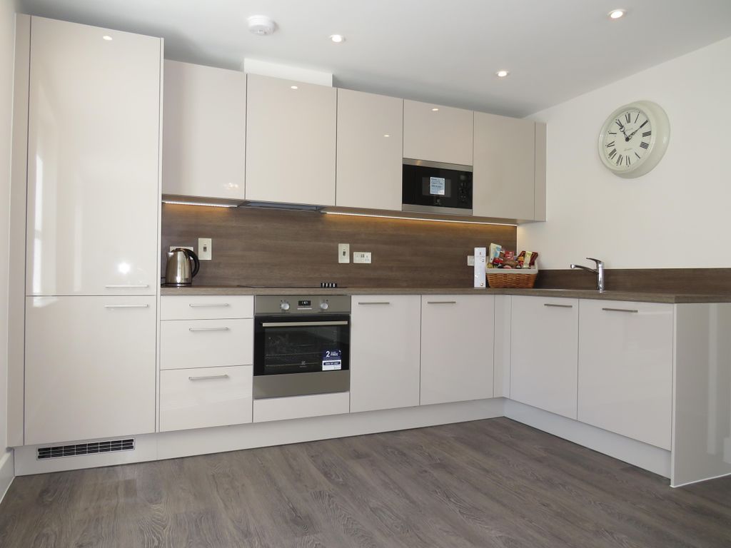 Additional image 2 of 2 bed flat to rentPrinces Drive, Worcester WR1